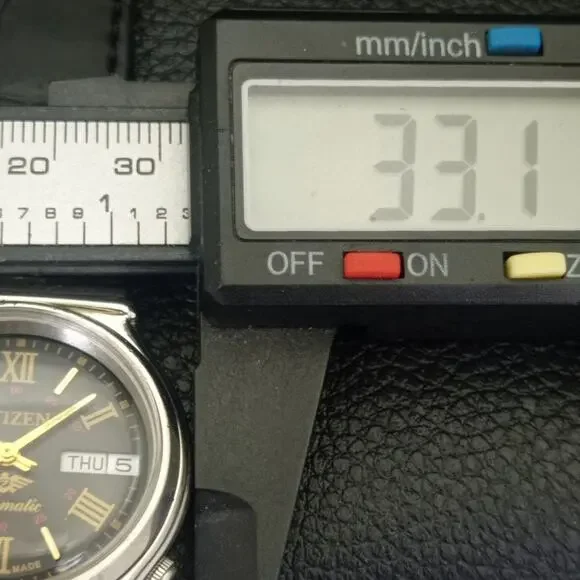 Vintage 1988 Citizen Automatic Mens Silver Watch W/daydate & Gold accents - Picture 7 of 8